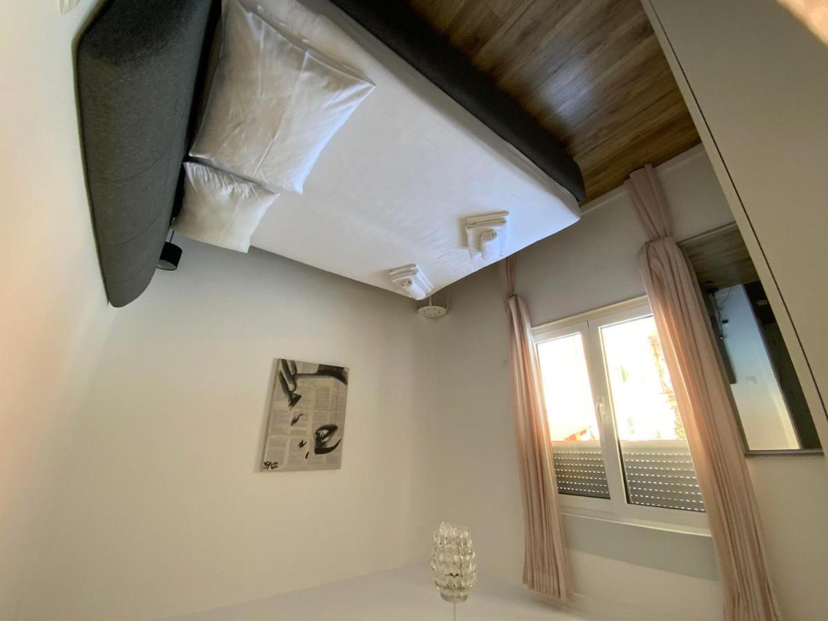 Apartments Leonardo Primosten Bagian luar foto